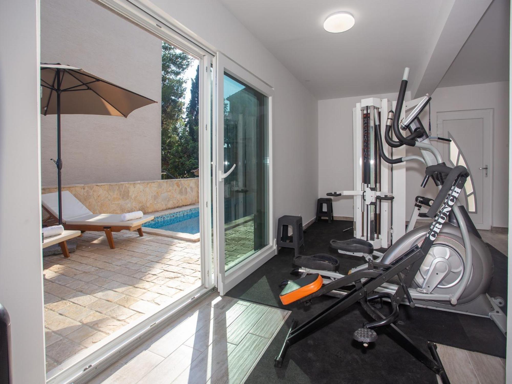 Apartments Aqua โตรกีร์ ห้อง รูปภาพ